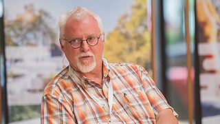 Prof. em. Dr. Dr. h. c. Hans Joosten, Institut für Botanik und Landschaftsökologie, Universität Greifswald