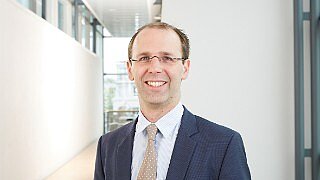 Portraitaufnahme Dr. Christoph Kost, Fraunhofer ISE