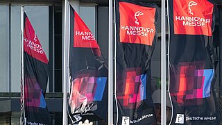Fahnen mit Logo der Hannover Messe