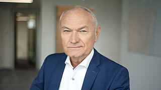 Portraitfoto von Stefan Demuth