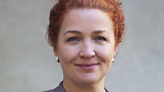 Portrait Carolin Schenuit