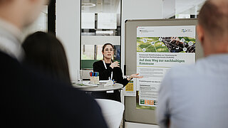 Vortrag an einer Themeninsel